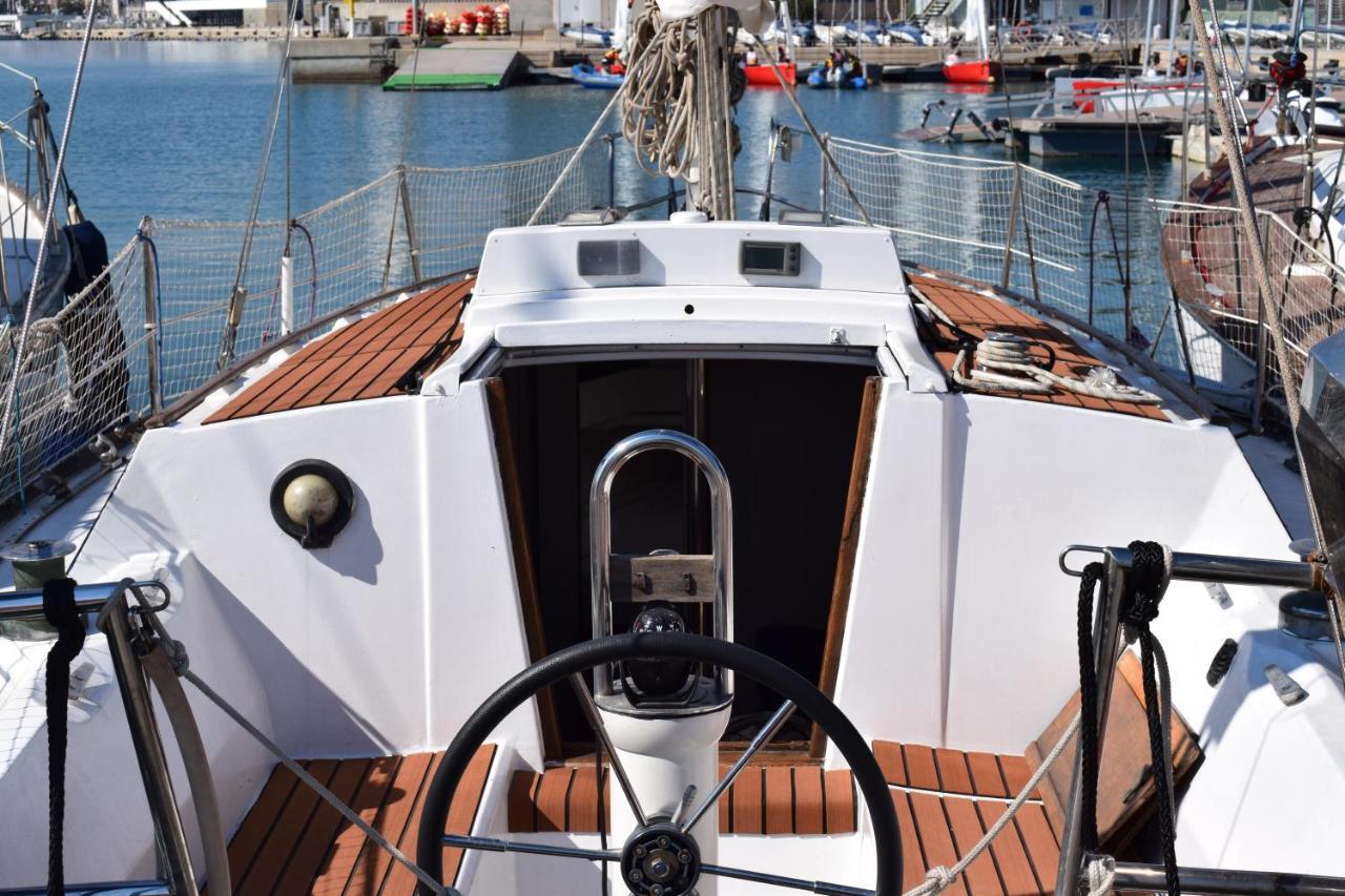Hotel Velero En Puerto De Valencia - E&M Boats Exterior foto